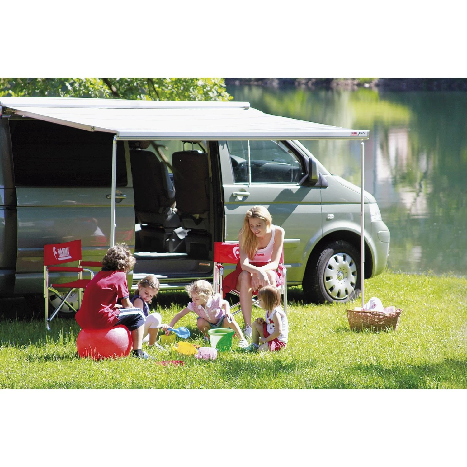 Fiamma F45 S 260 VW California T5 T6 Cassetteluifel Titanium - Royal Grey 2 Fiamma F45 S 260 VW California T5 T6 Cassetteluifel Titanium - Royal Grey - Afbeelding 2