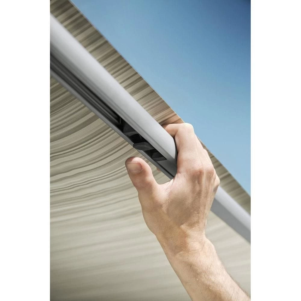 Thule Omnistor 1200 Etuiluifel 400 X 250 Cm - 32 Sapphire Blue 7 Thule Omnistor 1200 Etuiluifel 400 X 250 Cm - 32 Sapphire Blue - Afbeelding 7