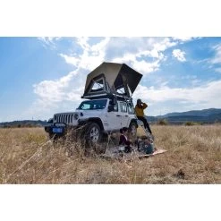 Wild LandNormandy Large Daktent Beige 8 Wild LandNormandy Large Daktent Beige -Kampeeruitrusting 132288 000 03 1